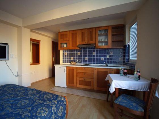 Studio Apartmani Bijeli Delfin Biograd Na Moru Exterior photo